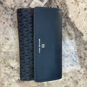 Michael Kors NWT wallet